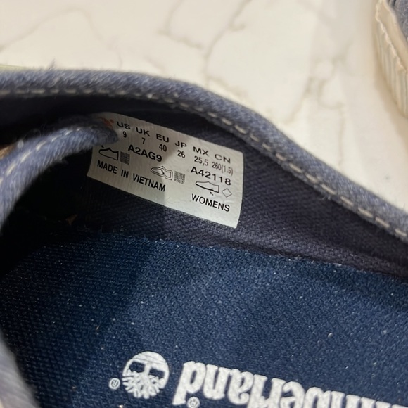 Timberland denim slip on sneakers, women’s size 9. - Picture 5 of 5